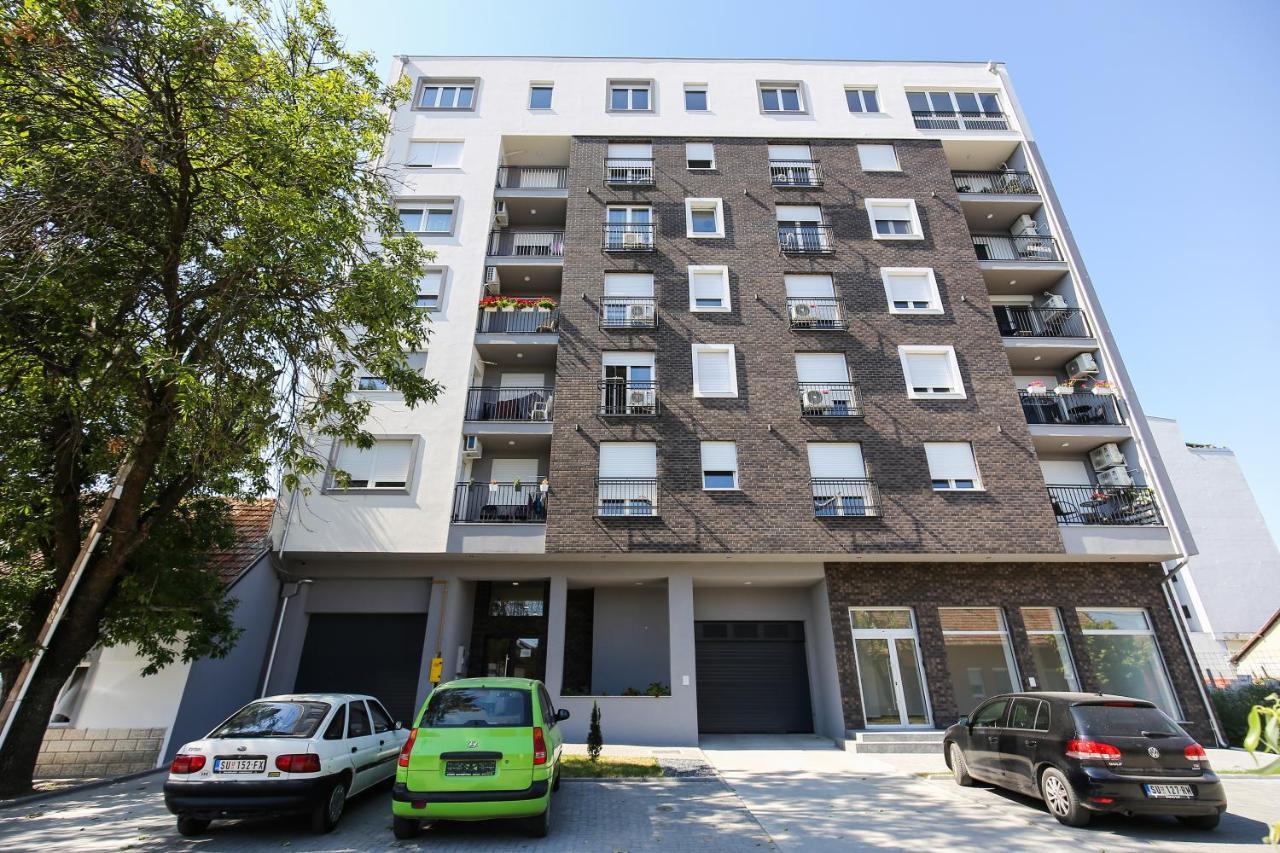 Manirosi 3 Apartman Subotica Eksteriør bilde